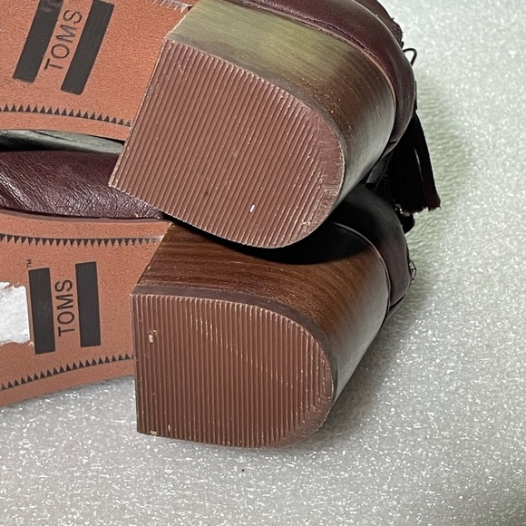 TOMS Womens Leila Oxblood Red leather boot bootie Carpe Diem 7.5 Tassel - Picture 12 of 12